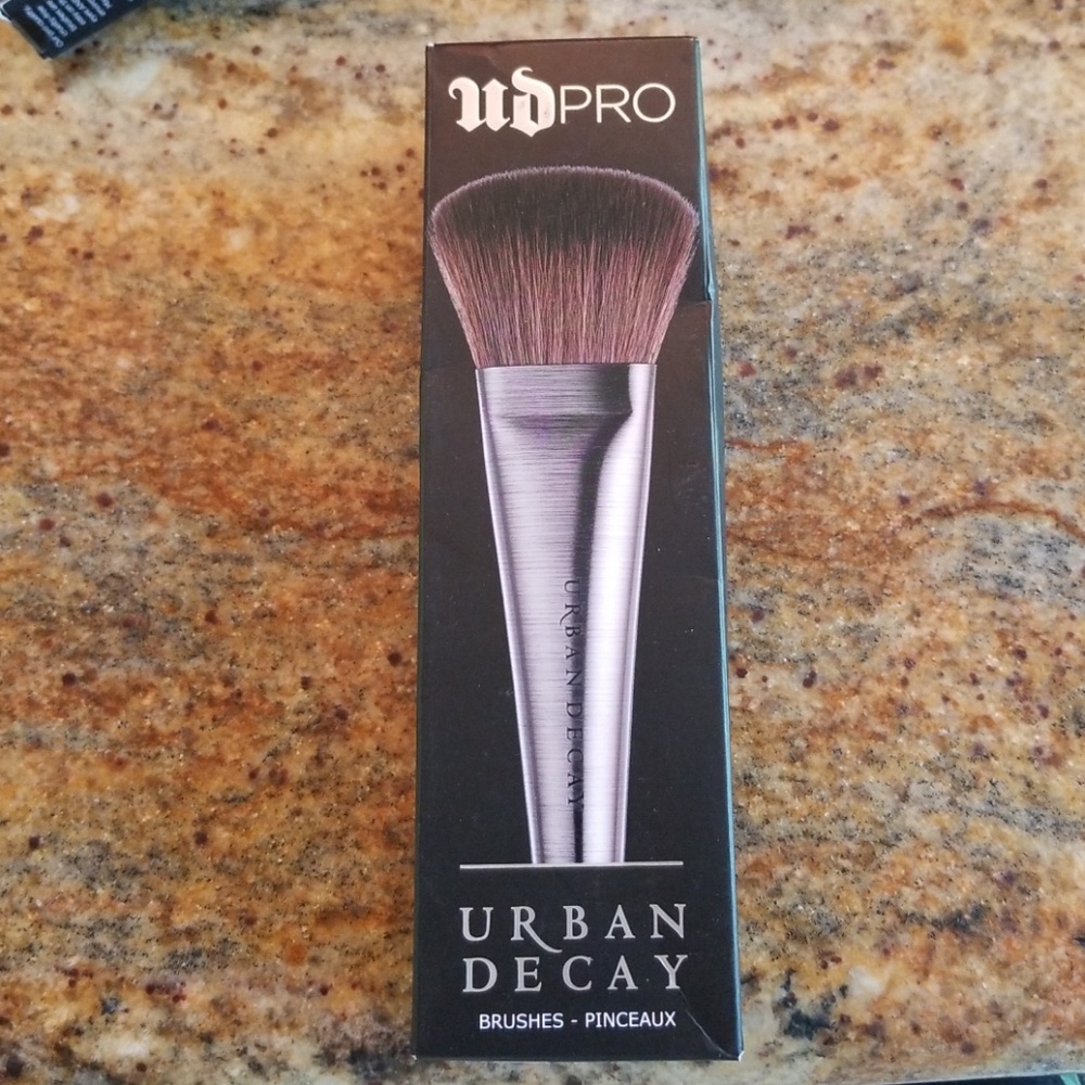 urban decay brush
